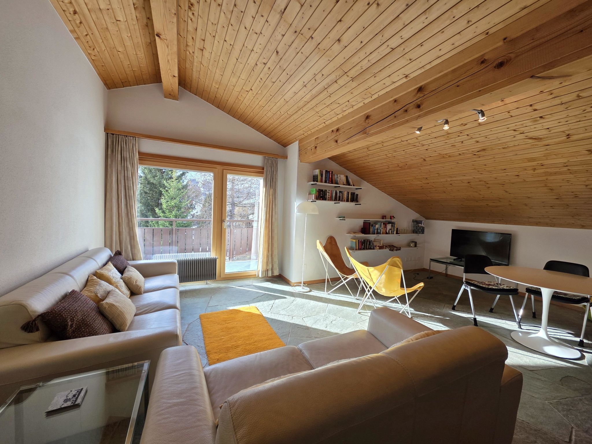 Photo of Vallesia Penthouse
