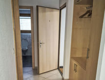 Perrine: Ruim 7-persoons appartement direct aan de skipiste van Saas-Fee - thumbnail 5