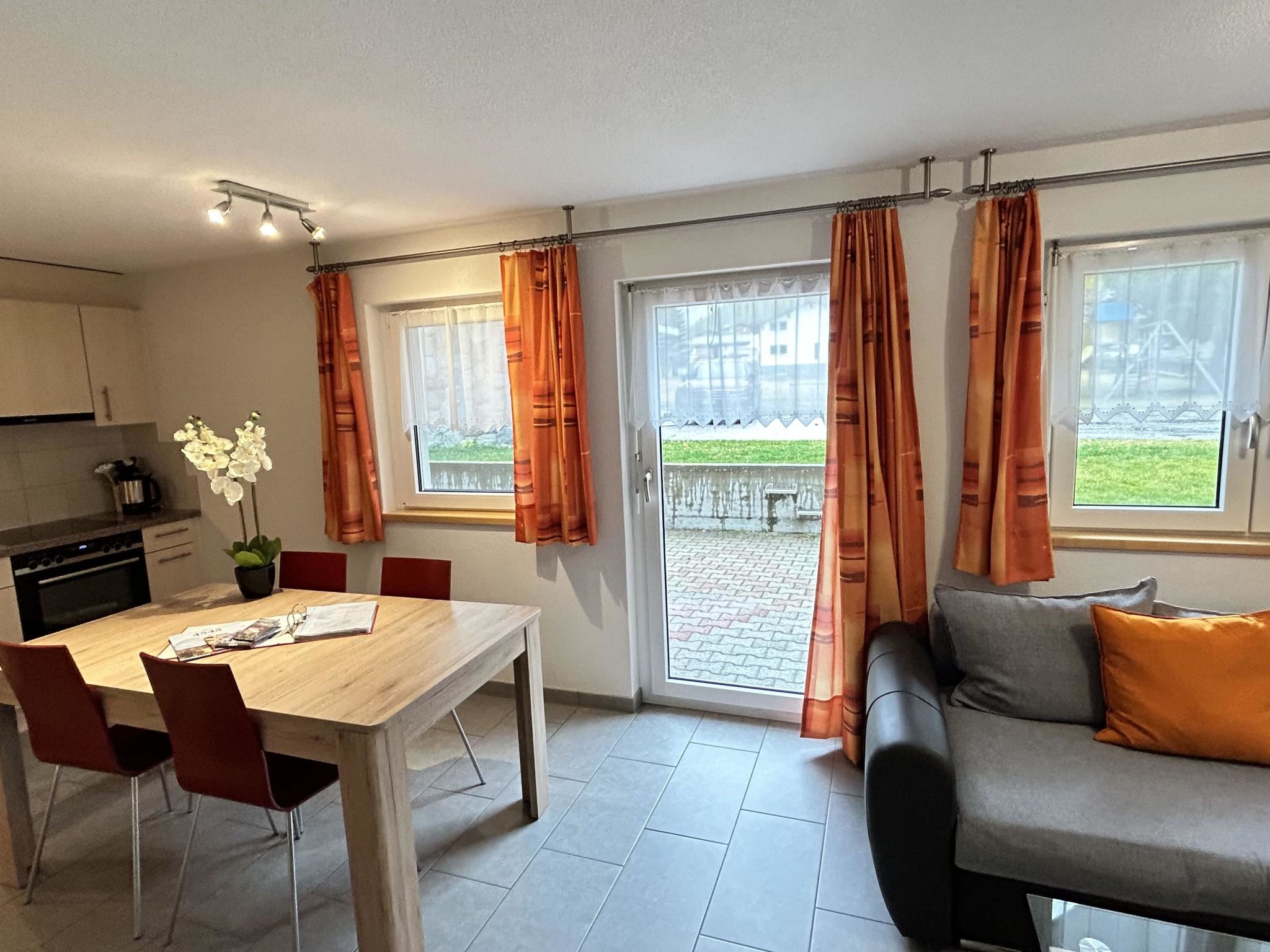 Photo of Alpenstern Appartement/Fewo 4-Bettwohnung "Älpi"