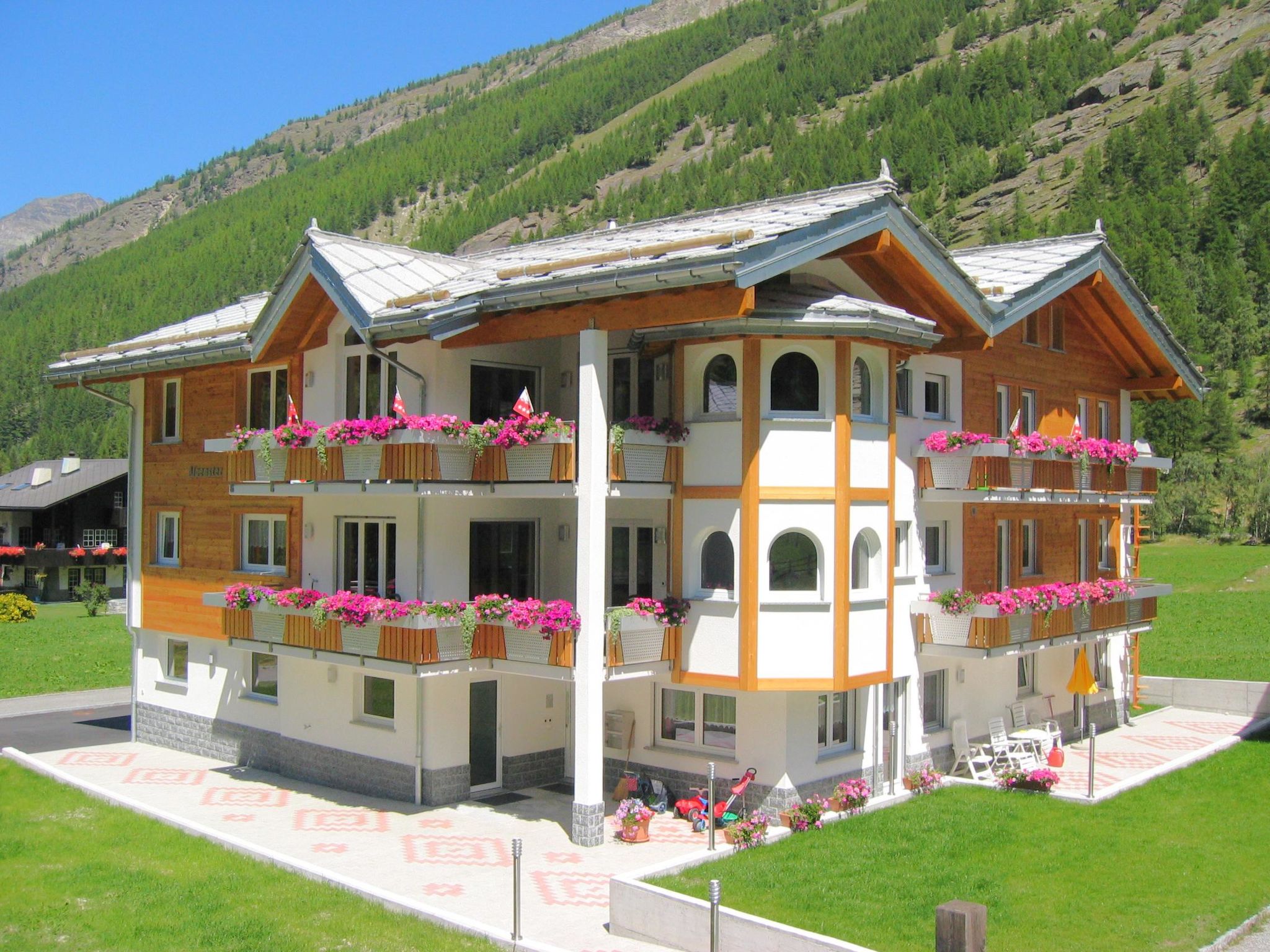 Photo of Alpenstern Appartement/Fewo 4-Bettwohnung "Älpi"