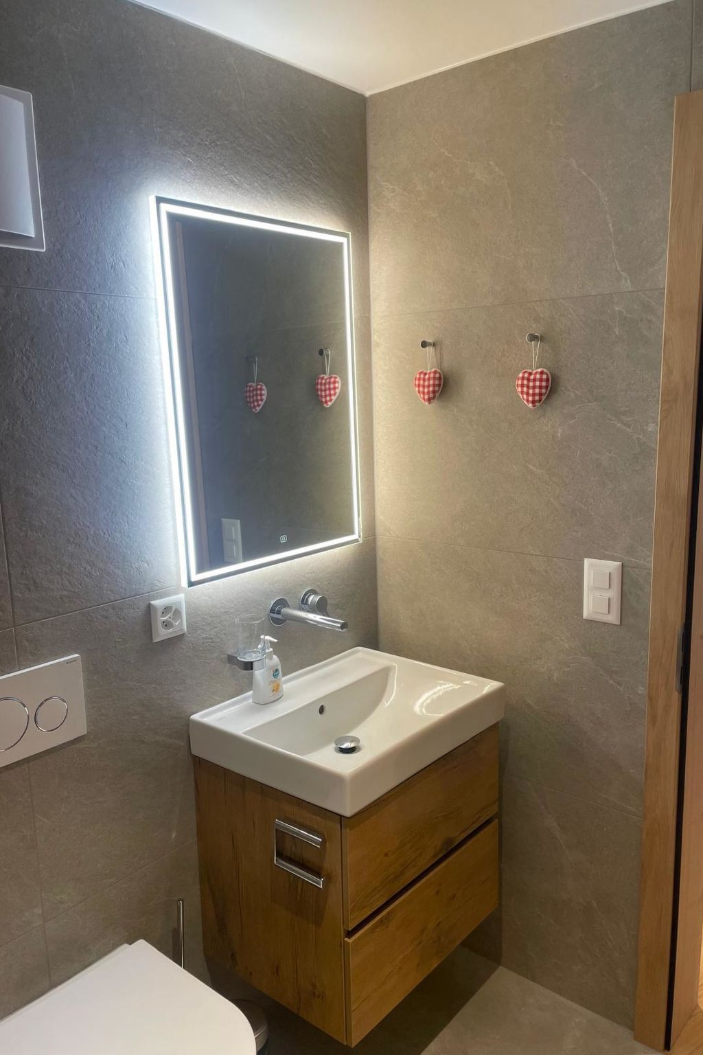 Photo of Alphubel Peak & Unlimited