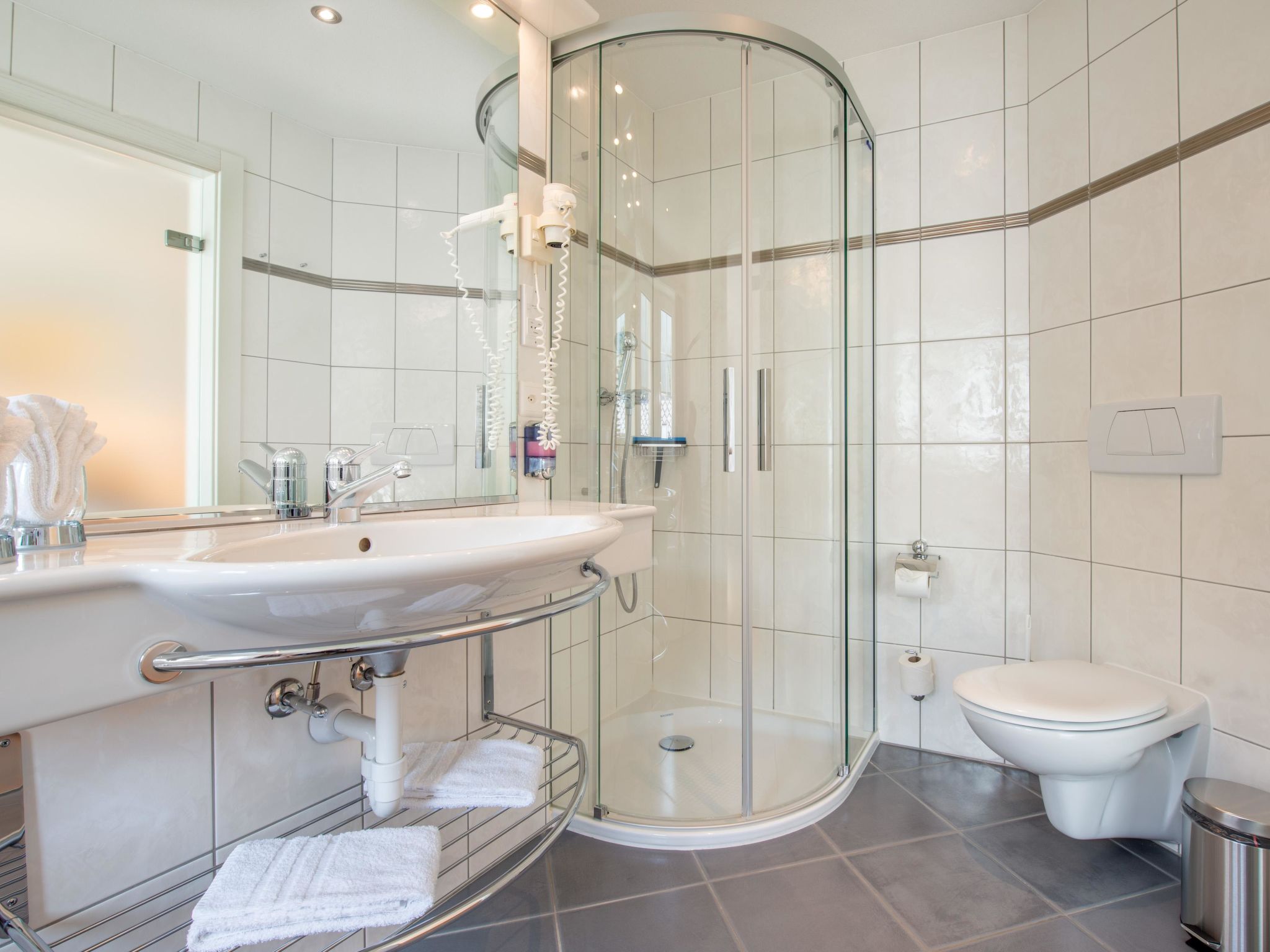 Photo of Dolce Vita Appartement/Fewo 4-Bettwohnung Nadelhorn