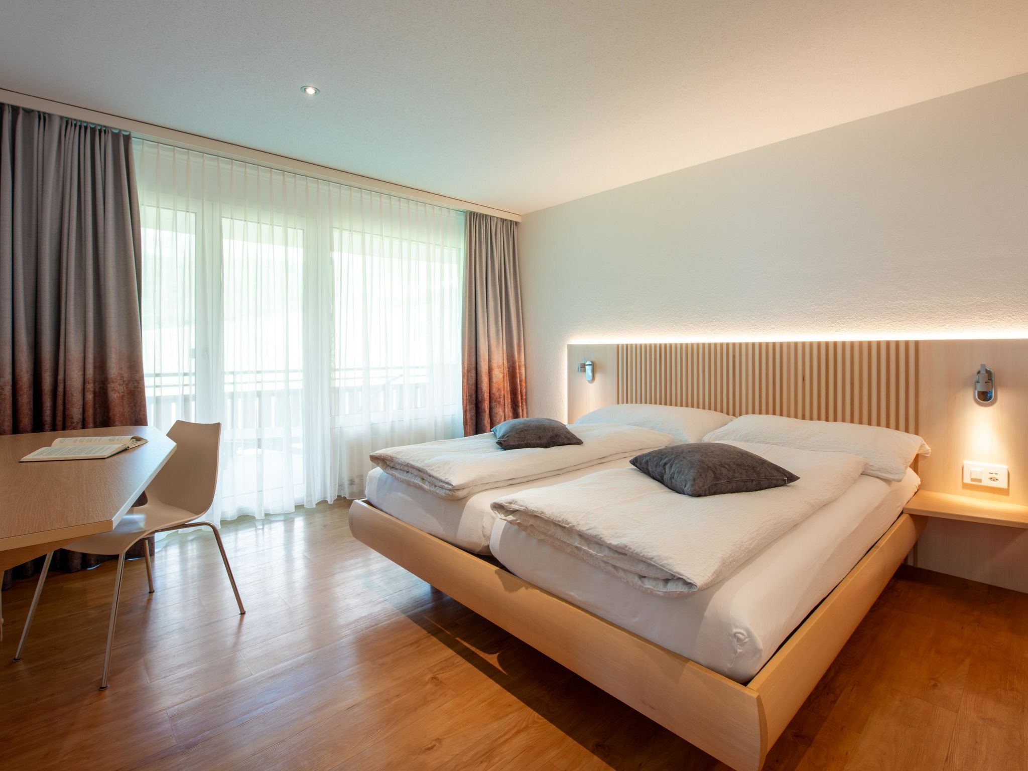 Photo of Dolce Vita Appartement/Fewo 4-Bettwohnung Nadelhorn