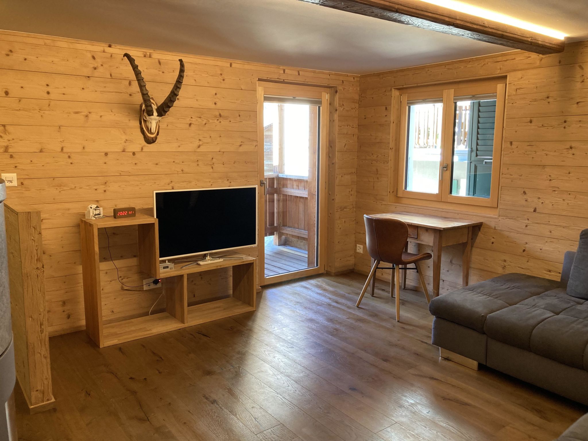 Ferienwohnung Dorfbrunnu Appartement/Fewo, Dusche, WC 4-Bettwohnung, Dusche, WC - Binnen