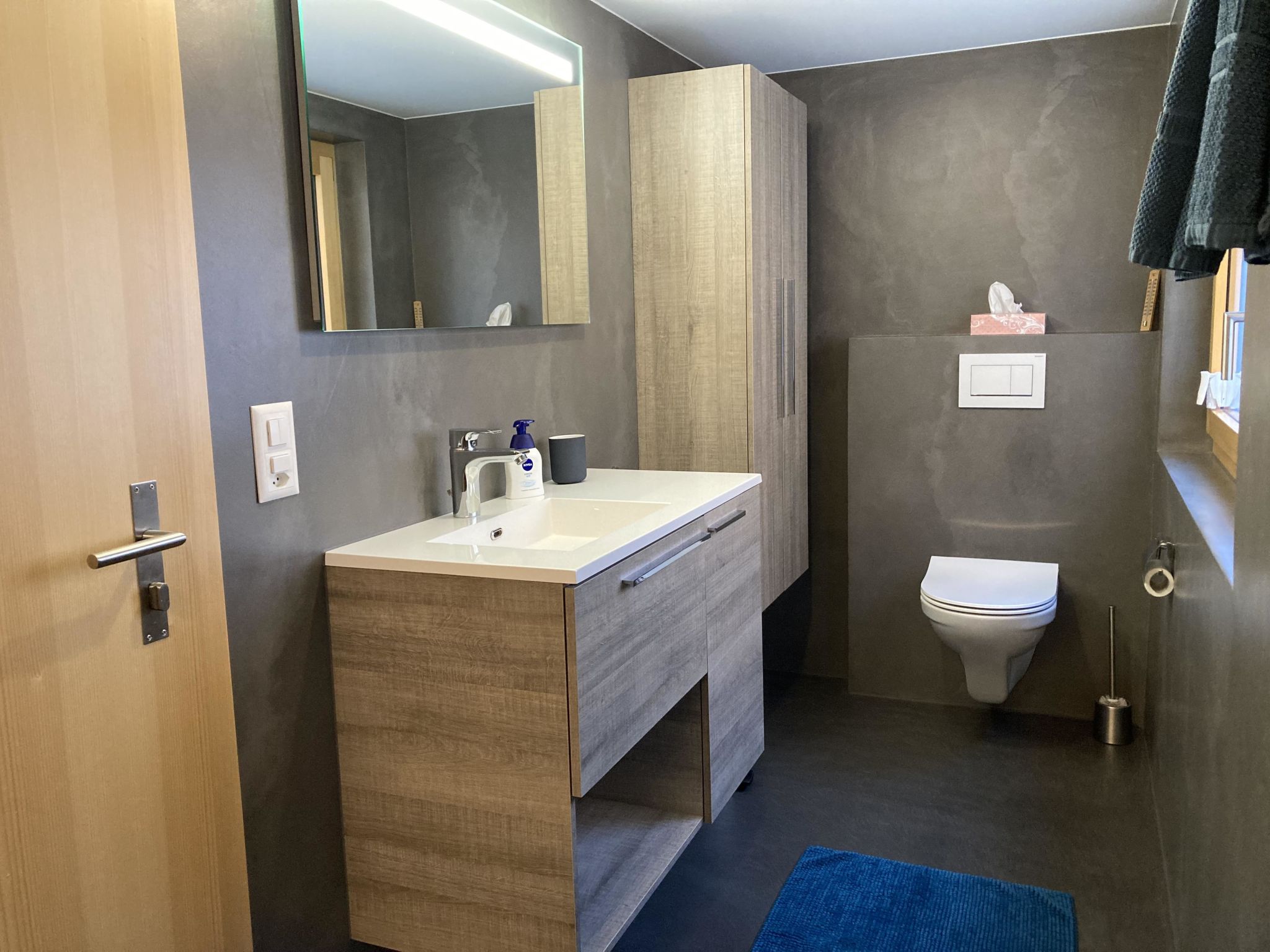 Ferienwohnung Dorfbrunnu Appartement/Fewo, Dusche, WC 4-Bettwohnung, Dusche, WC - Binnen
