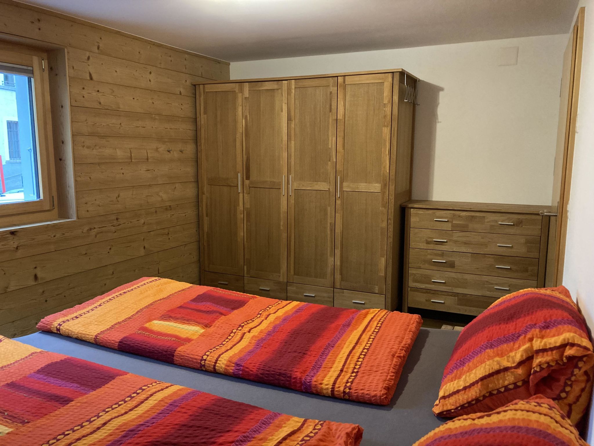 Ferienwohnung Dorfbrunnu Appartement/Fewo, Dusche, WC 4-Bettwohnung, Dusche, WC - Binnen