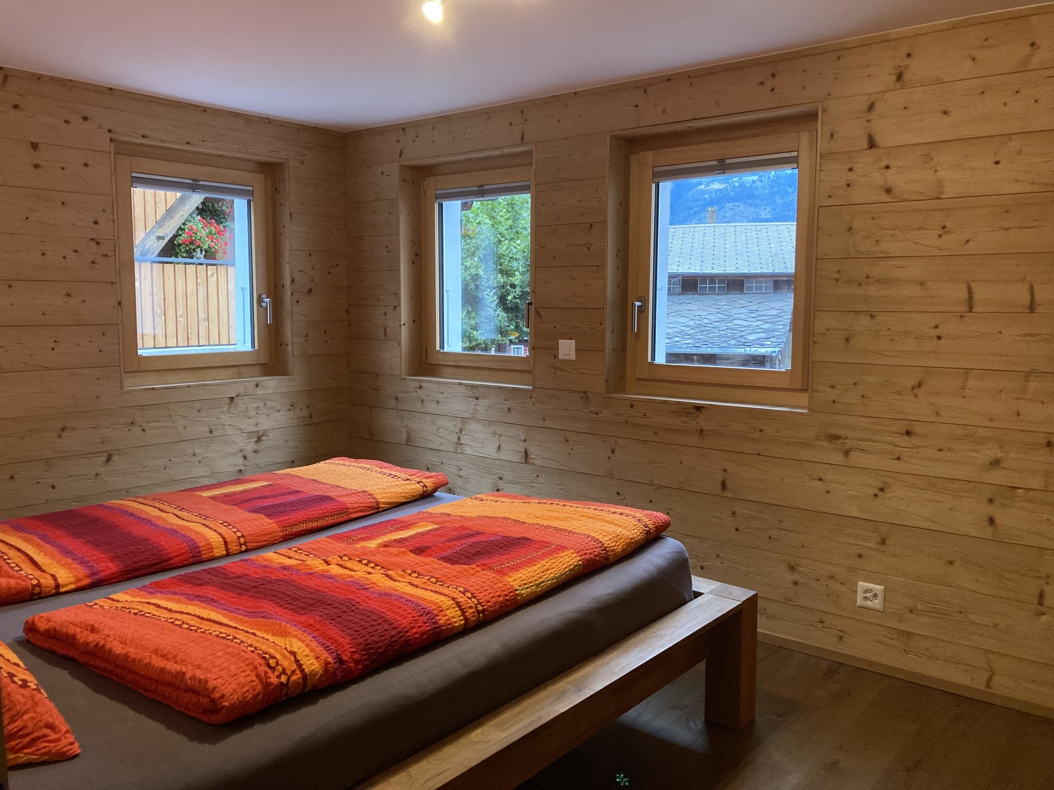 Ferienwohnung Dorfbrunnu Appartement/Fewo, Dusche, WC 4-Bettwohnung, Dusche, WC - Binnen