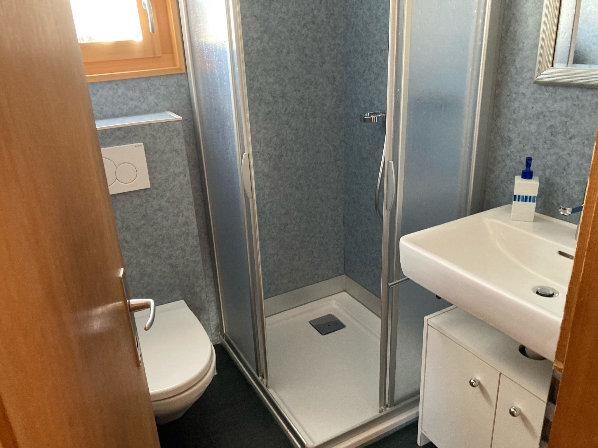 Chalet Bärgsunna Appartement/Fewo, Dusche, WC 6-Bettwohnung - Binnen