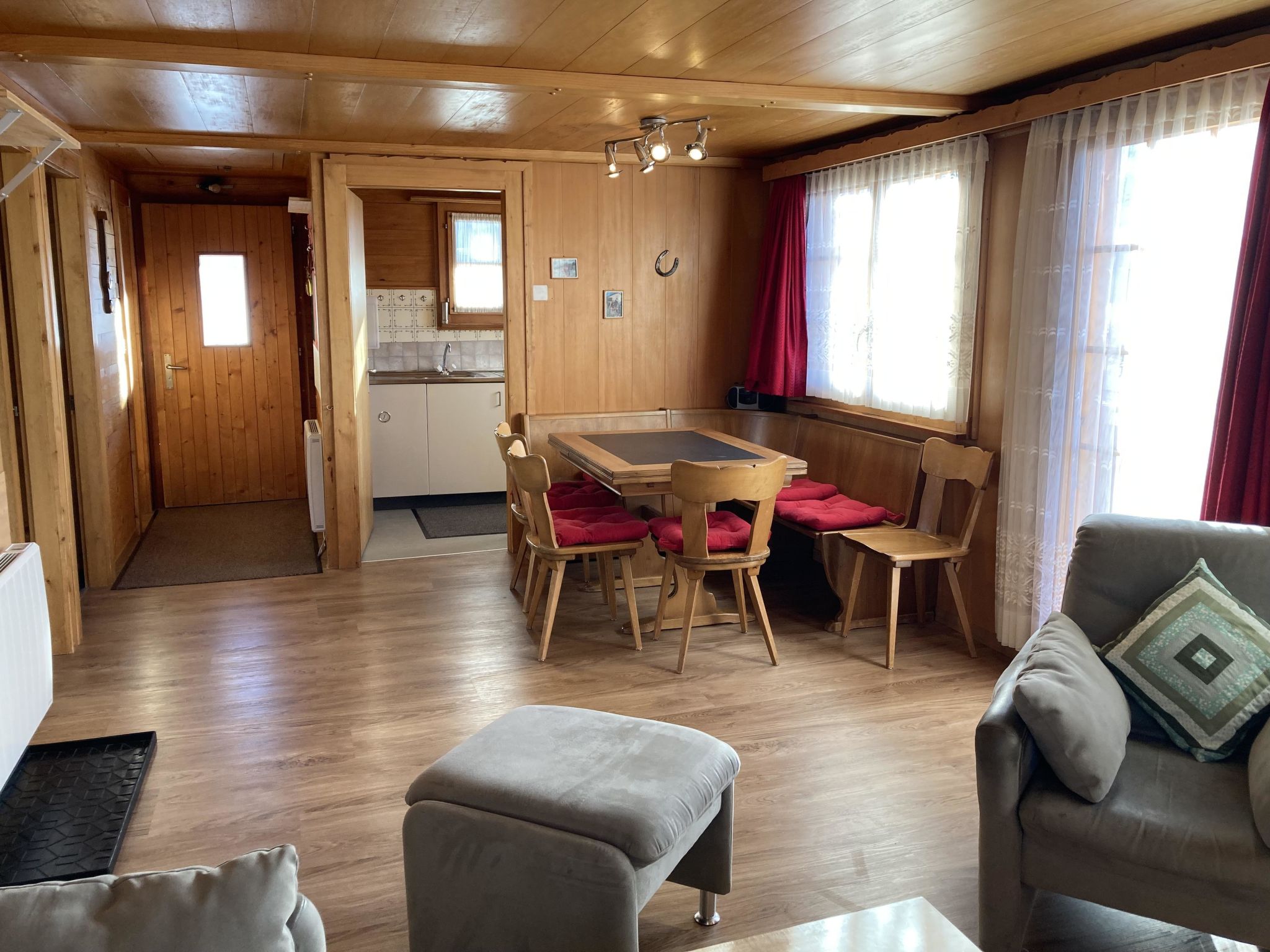 Chalet Elisabeth 6-Bettwohnung, Dusche, WC 6-Bettwohnung - Binnen