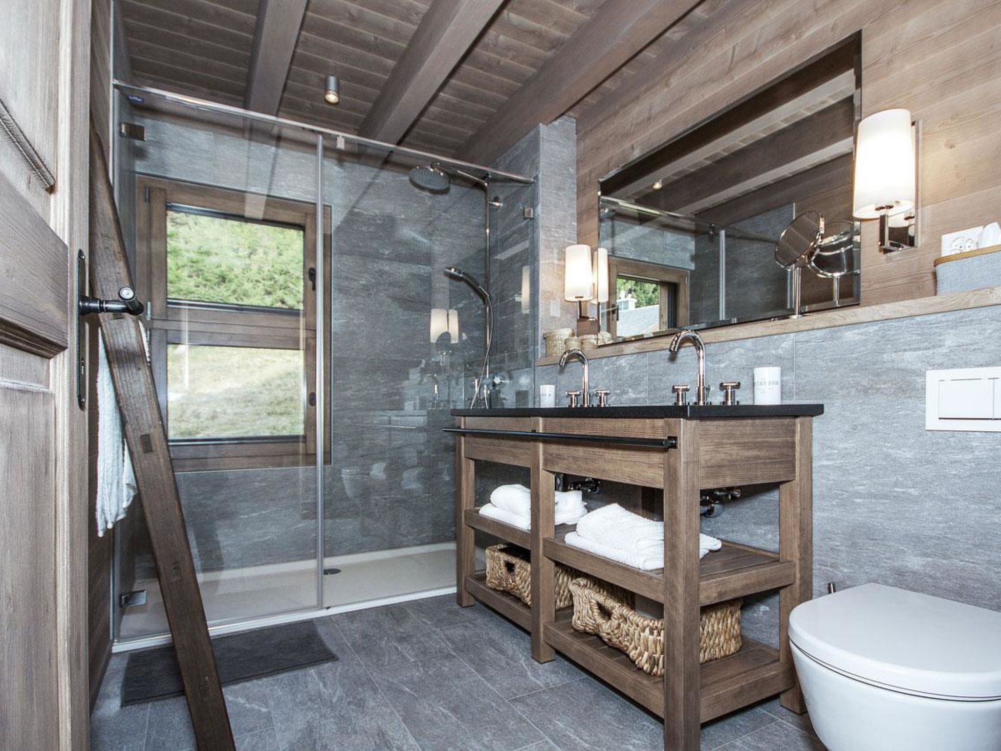 Chalet Kristall 6-Bettwohnung, Dusche und Bad, WC - Image-tags.info