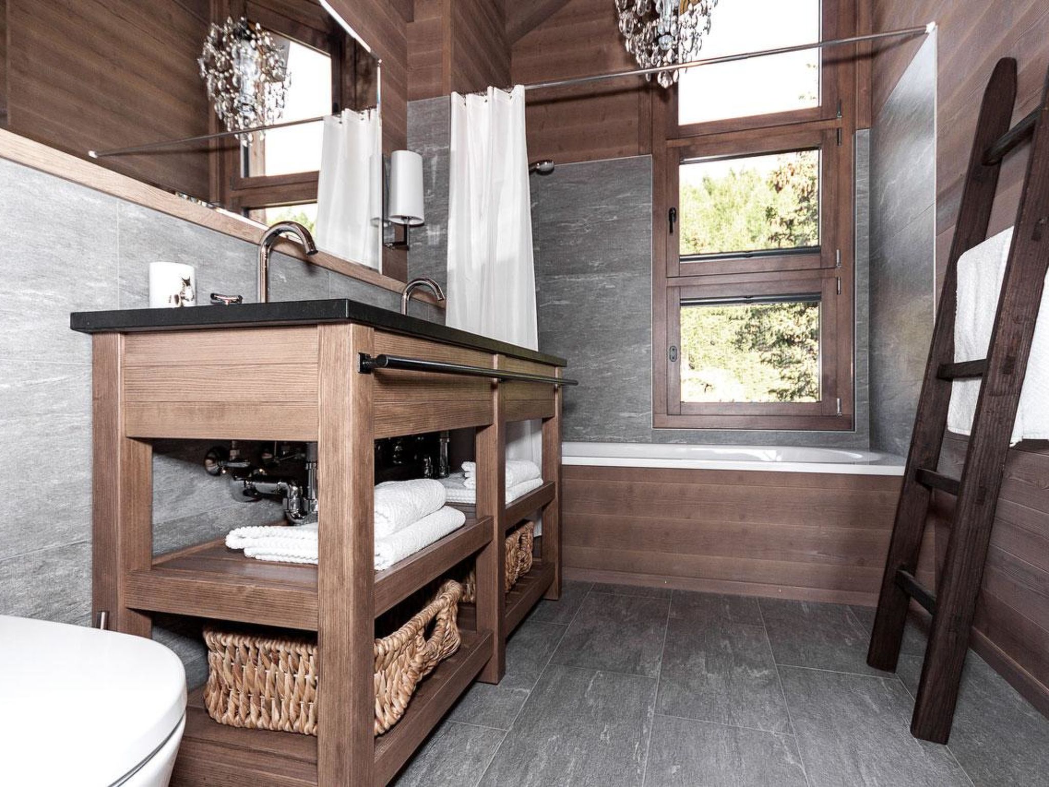 Chalet Kristall 6-Bettwohnung, Dusche und Bad, WC - Image-tags.info