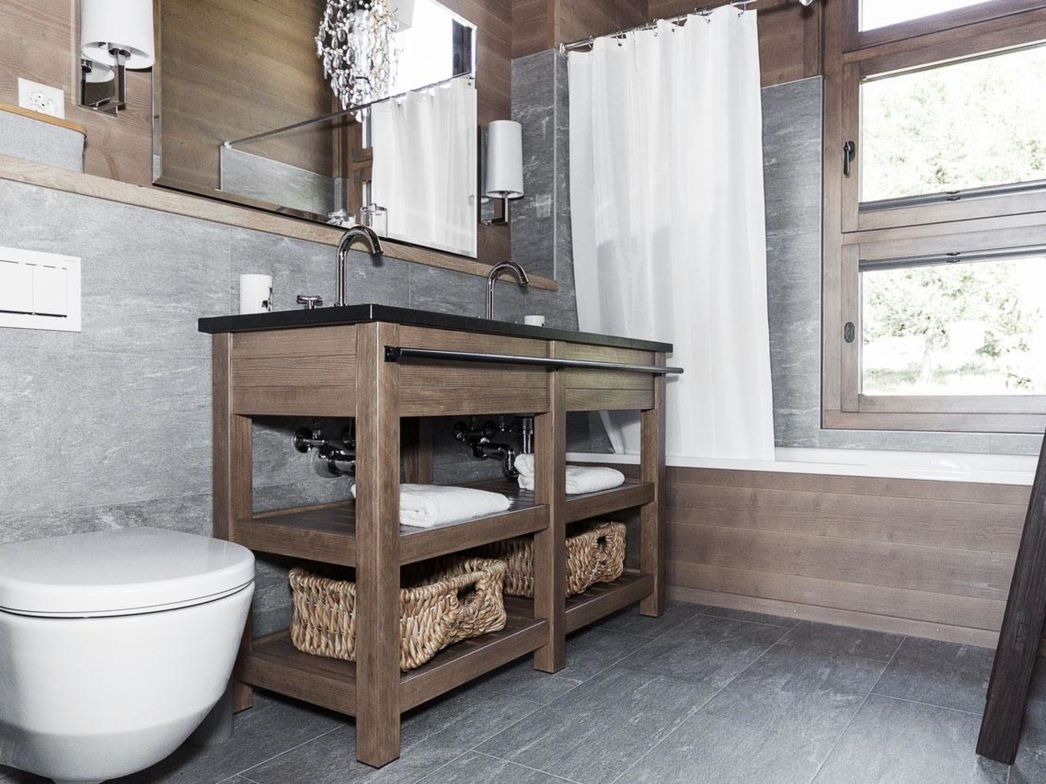 Chalet Kristall 6-Bettwohnung, Dusche und Bad, WC - Image-tags.info