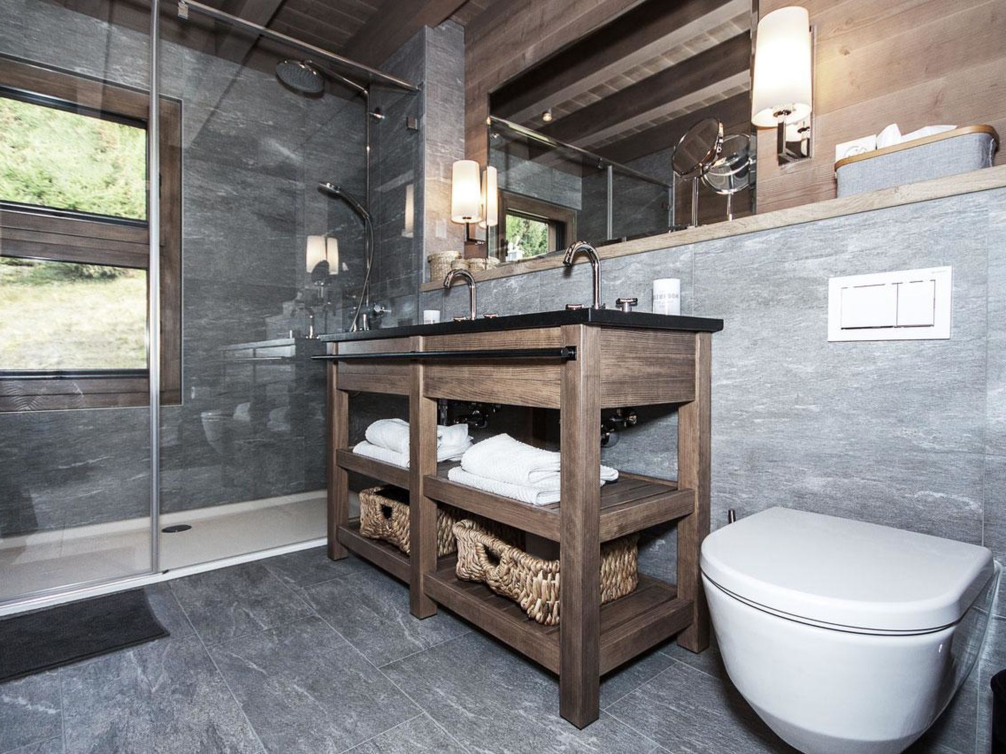 Chalet Kristall 6-Bettwohnung, Dusche und Bad, WC - Image-tags.info
