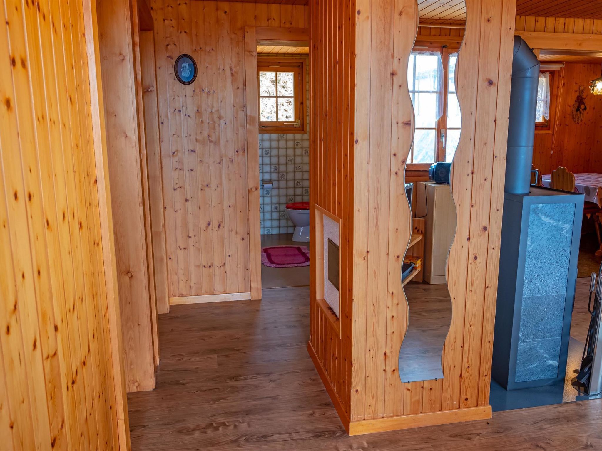 Chalet Valeria 4-Bettwohnung, Parterre, 2 Schlafräume Valeria EG - Dedans