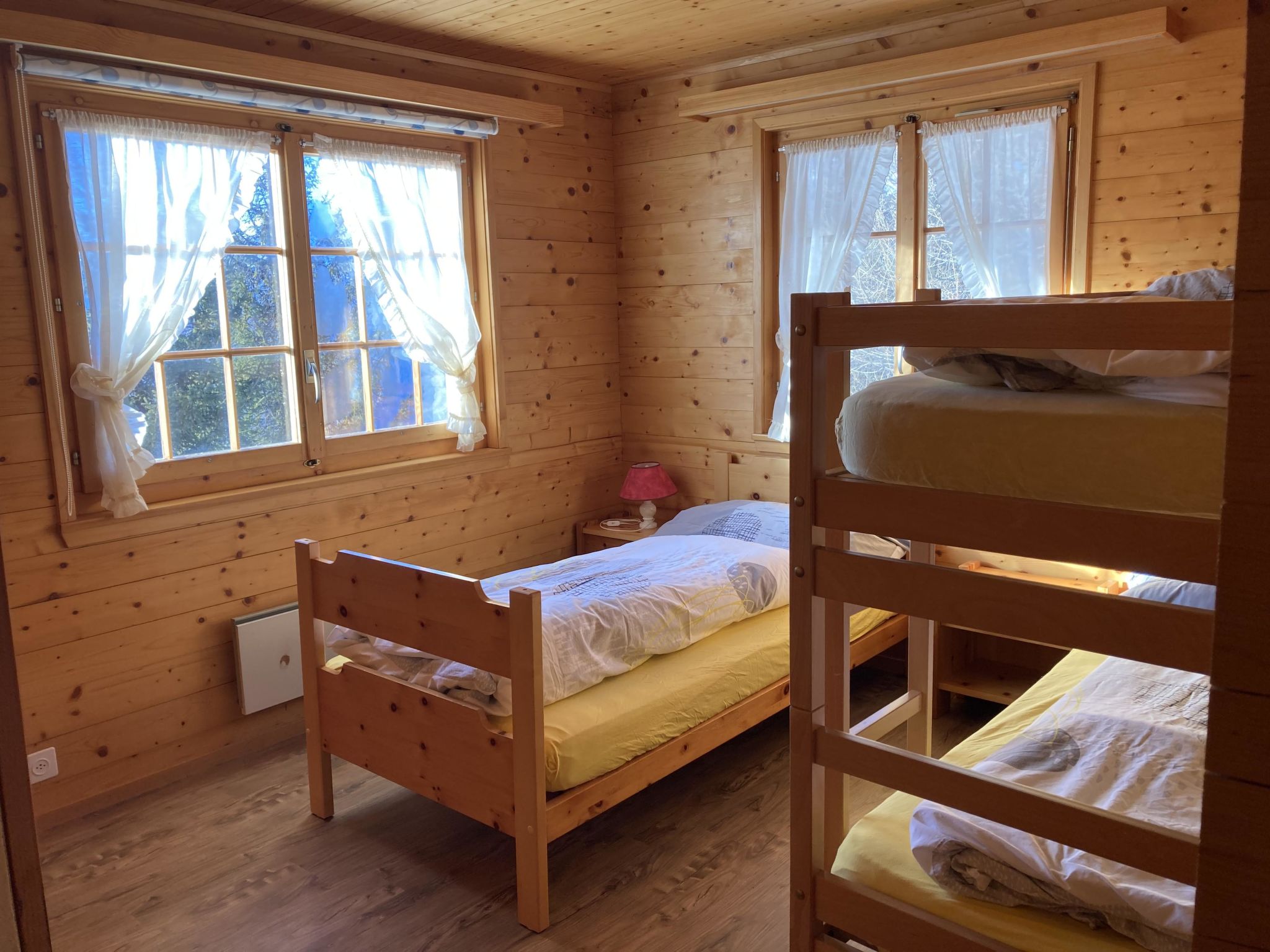 Chalet Valeria 5-Bettwohnung, 1. Stock, 2 Schlafräume Valeria OG - Dedans