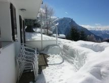 Adlerhorst: Ruim appartement met terras en bergzicht in Rosswald - thumbnail 3