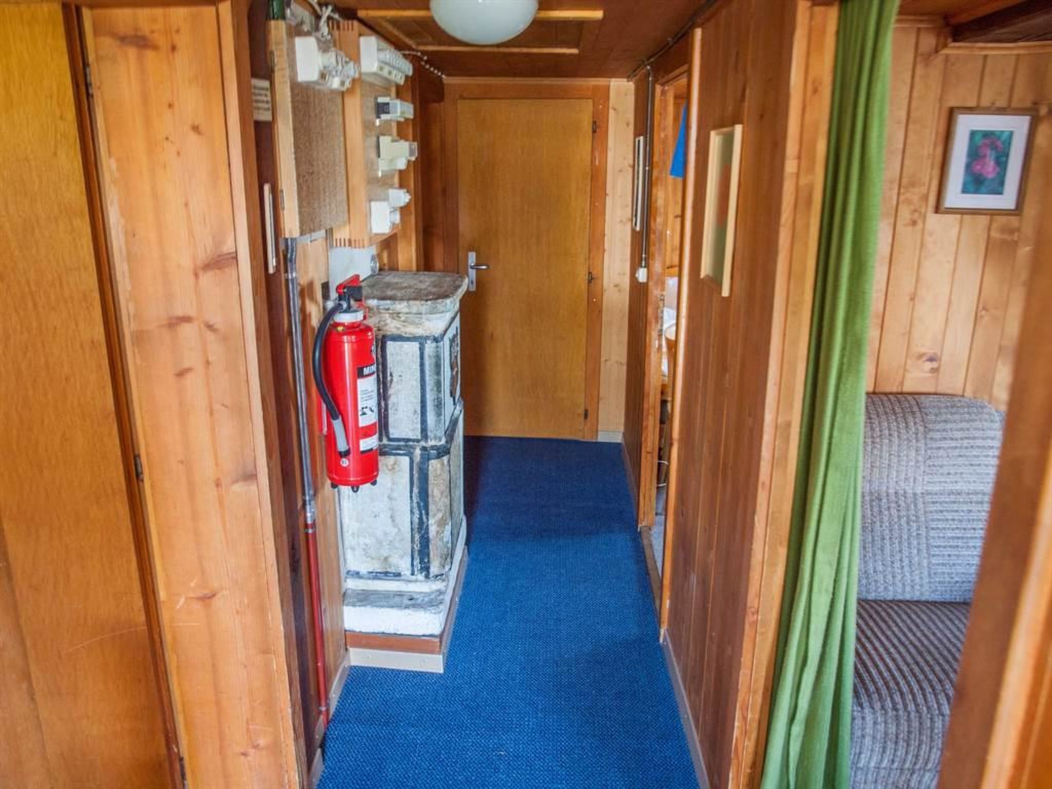 Chalet Alphütte Appartement/Fewo, Dusche, WC 4-Bettwohnung Erdgeschoss - Binnen