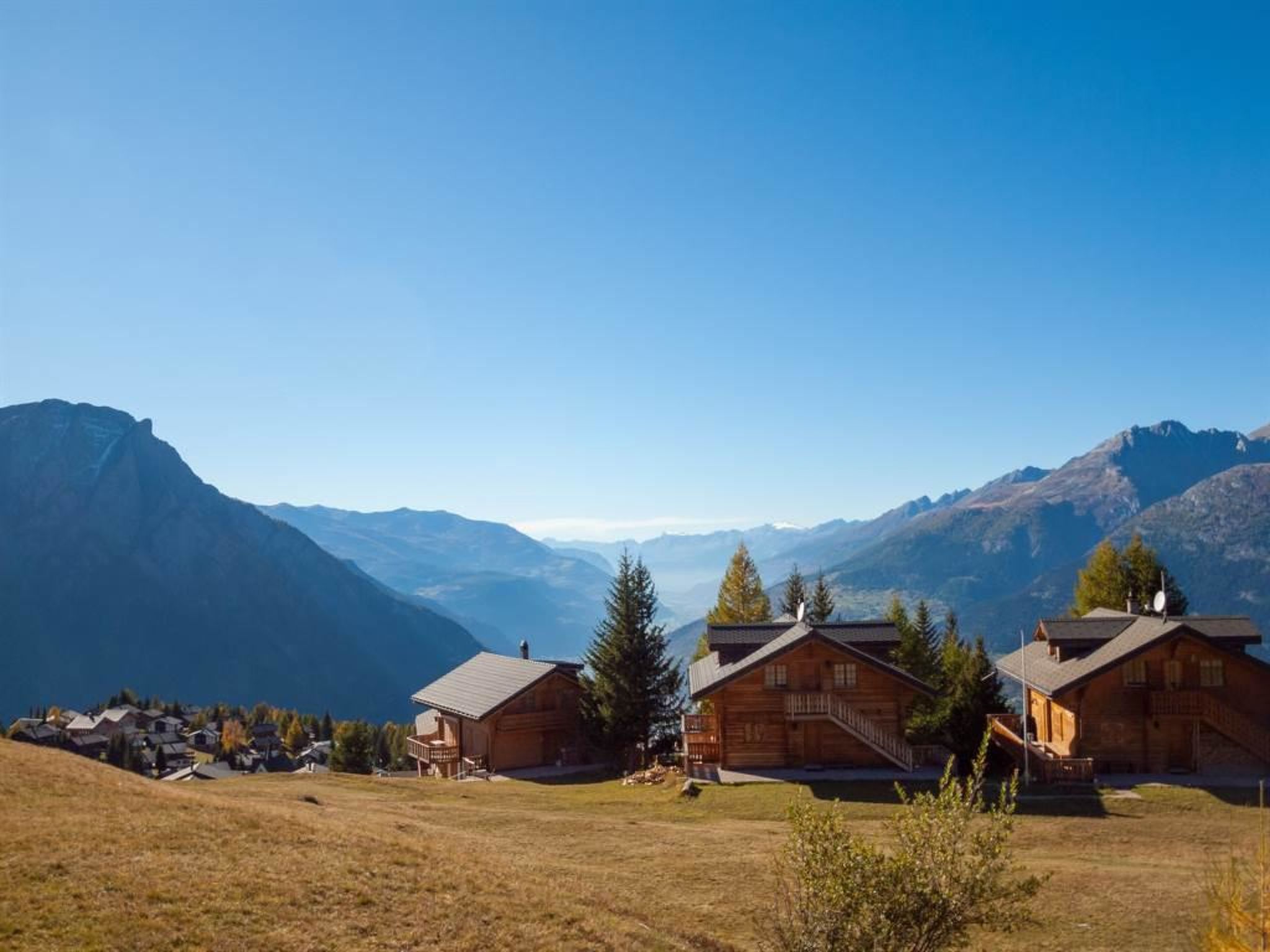 Chalet Allegra Appartement/Fewo, Dusche, WC 4-Bettwohnung Erdgeschoss - Dehors