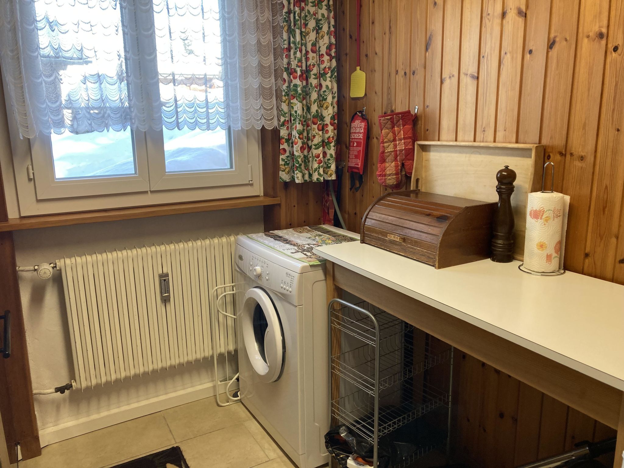 Chalet Sunnuterrasse Appartement/Fewo, Dusche, WC 4-Zimmerwohnung Dusche, WC - Dedans