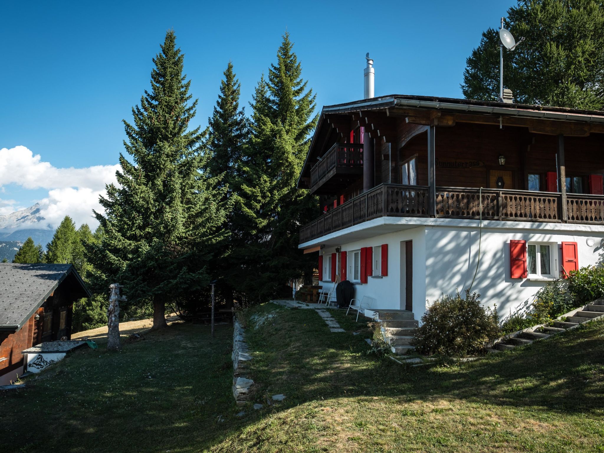 Chalet Sunnuterrasse Appartement/Fewo, Dusche, WC 4-Zimmerwohnung Dusche, WC - Image 3