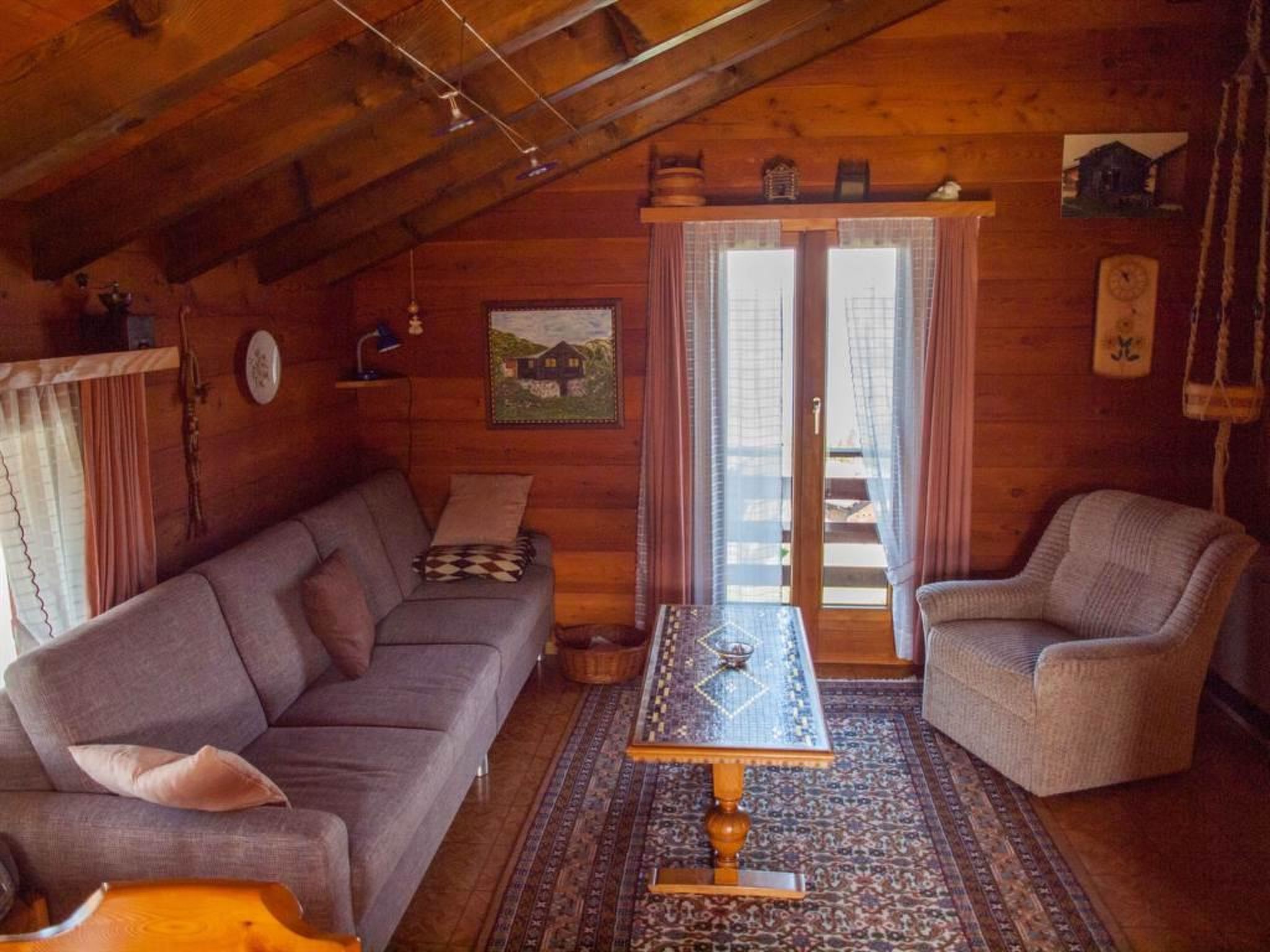 Chalet Alphütte Appartement/Fewo, Dusche, WC 4-Bettwohnung Dachgeschoss