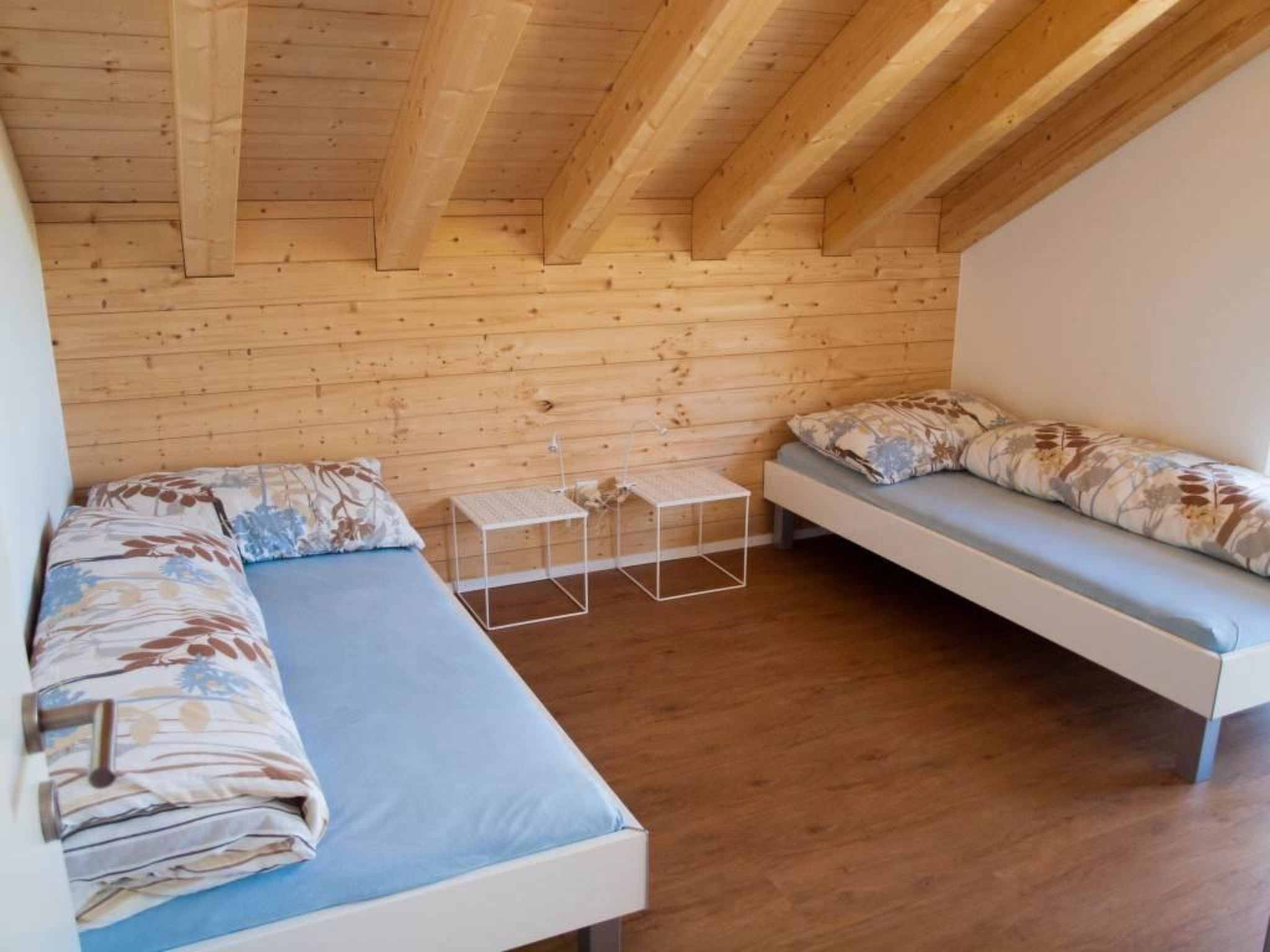 Chalet Avista 6-Bettwohnung, Dusche, WC 6-Bettwohnung Dachgeschoss - Binnen