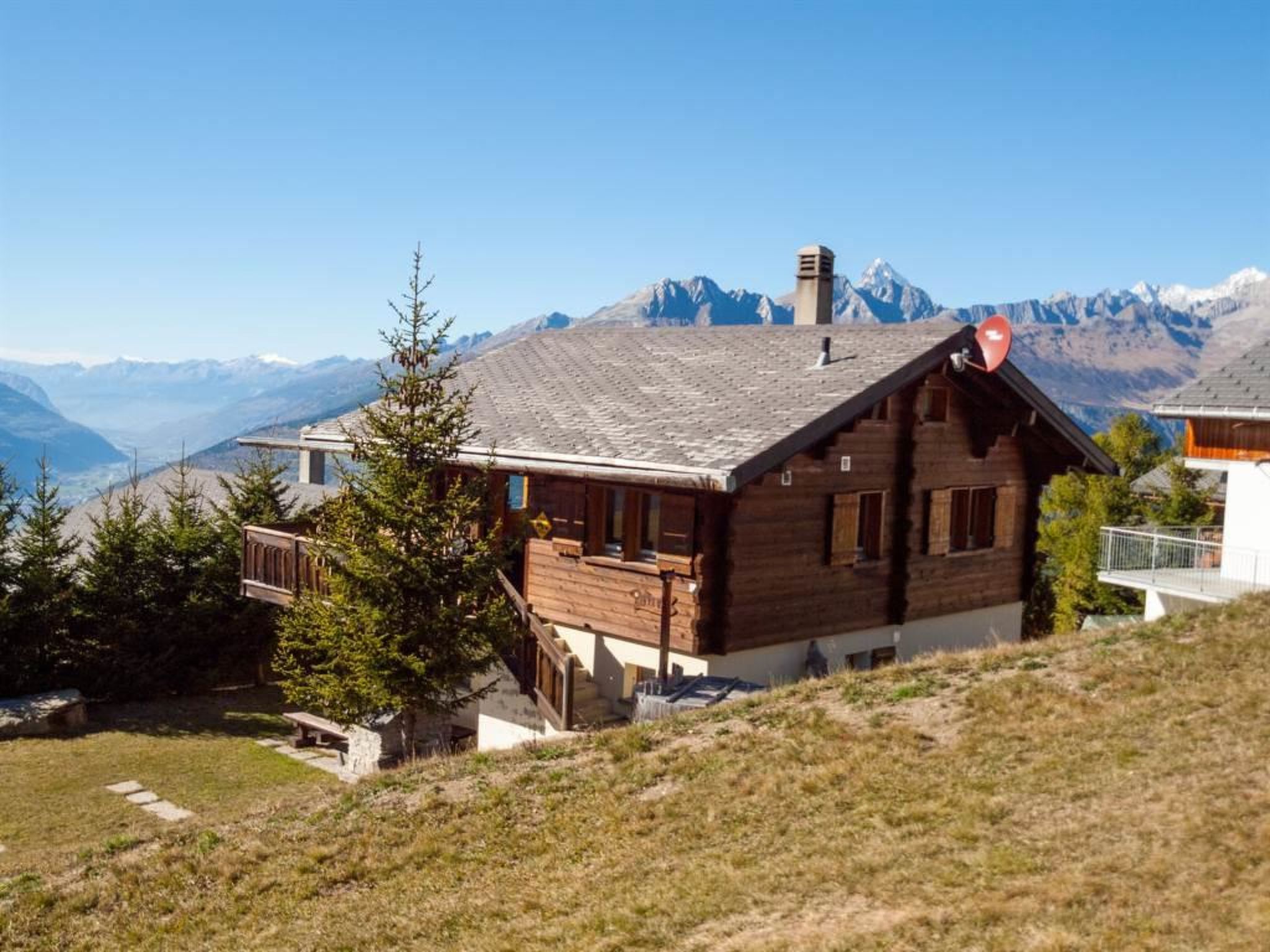Chalet Fridi 4-Bettwohnung, Dusche, WC 4-Bettwohnung Erdgeschoss