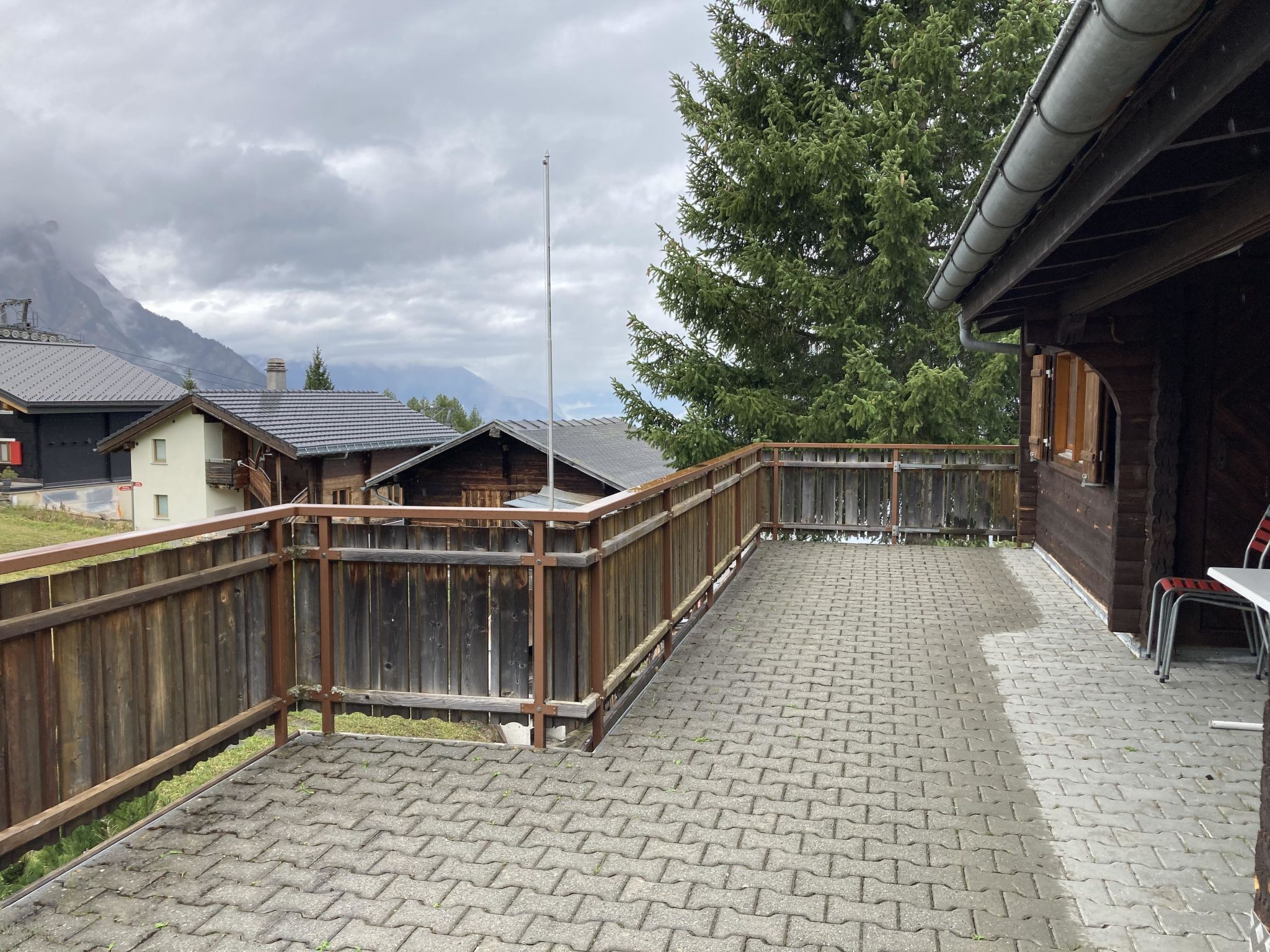 Chalet Glimuschir Appartement/Fewo, Dusche, WC Appartement/Fewo, Dusche, WC