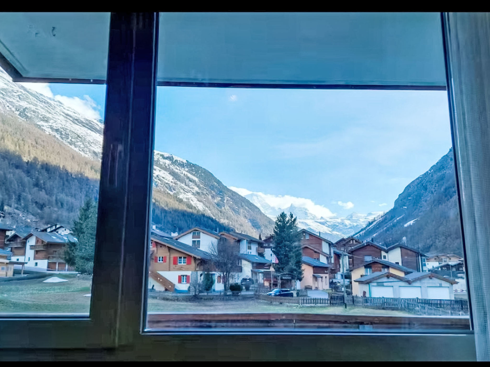 Alpenperle - Outside