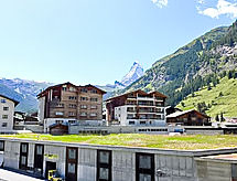 Ruim 8-persoons appartement aan de skipiste in Zermatt - thumbnail 1