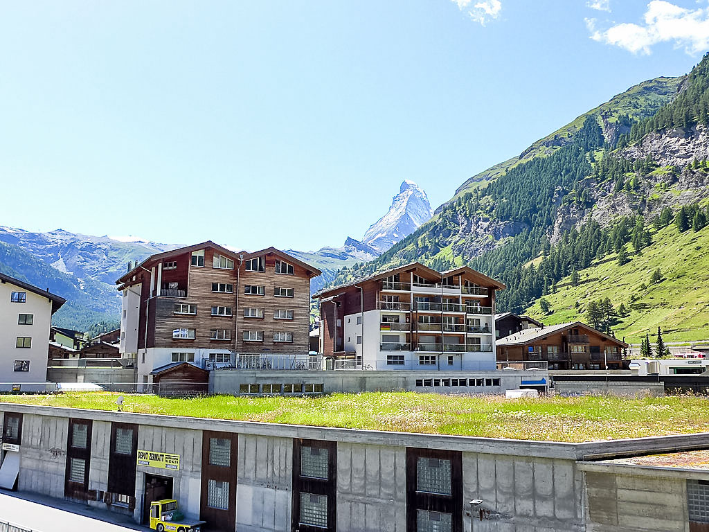 Ferienwohnung Les Violettes Ferienwohnung in der Schweiz