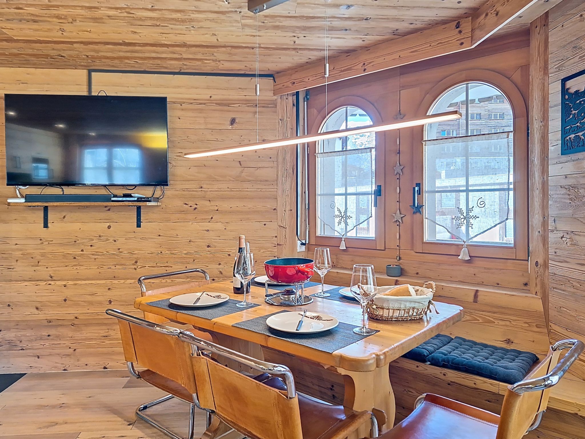 Photo of Les Violettes