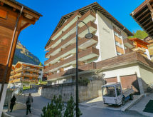Appartement Apollo in Zermatt: luxe wintersport met Matterhorn-uitzicht - thumbnail 2