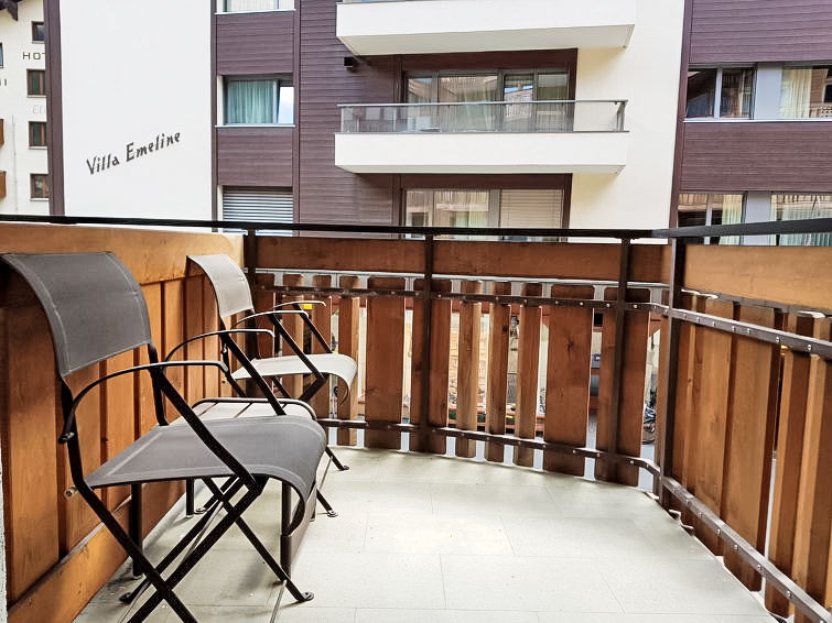 Search and Stay, undefined in undefined. Gallery position 4