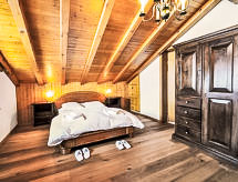 Ruim 4-slaapkamer appartement in Zermatt, dichtbij skipiste en met tuin - thumbnail 2