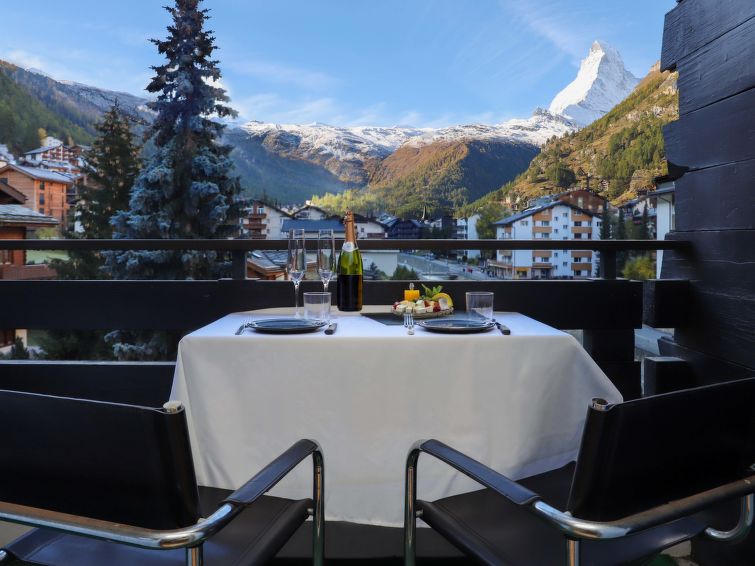 Op 500 m van de piste: Knus appartement voor 2 in Zermatt in Zermatt