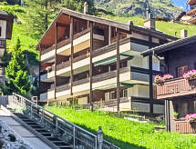 Zen Stecken A: Rustiek appartement direct aan de skipiste van Zermatt - thumbnail 6