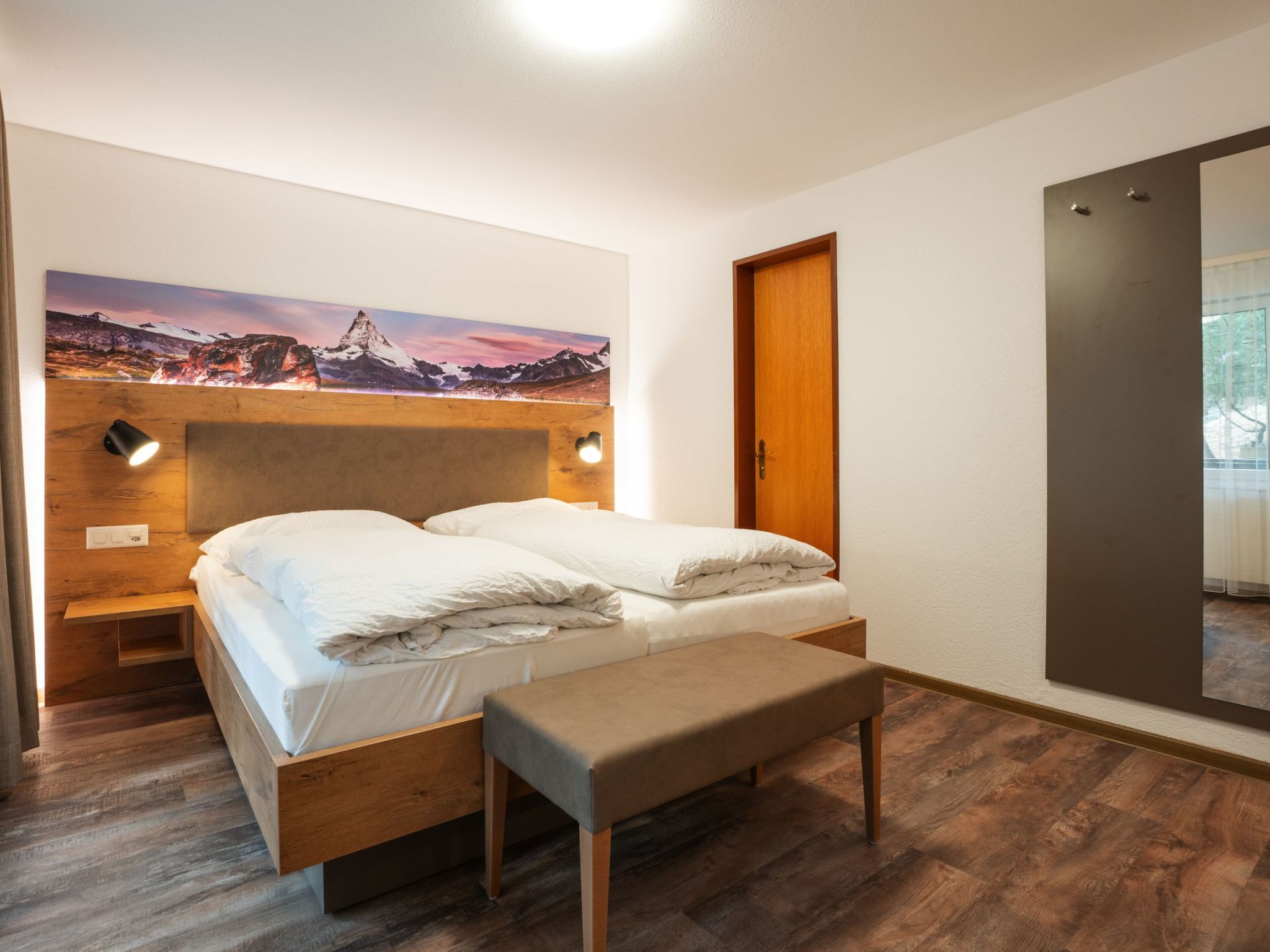 Patricia self-check-in Apartments, (Zermatt),