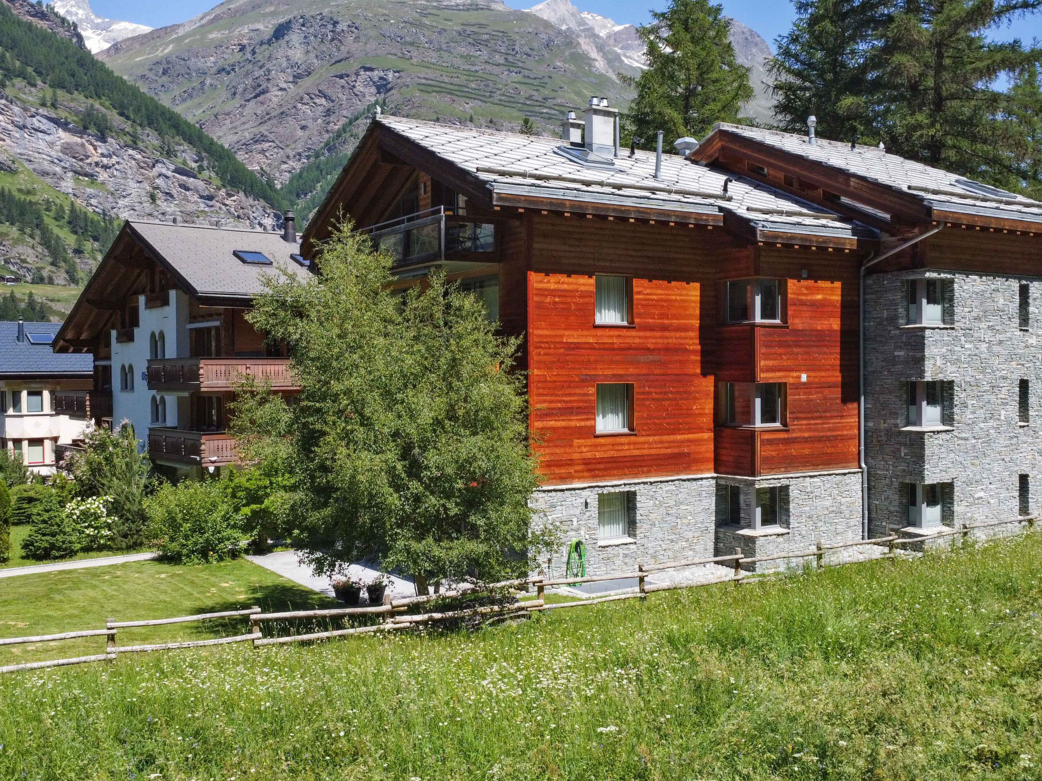 Photo of Chalet Altesse, (Zermatt), 1054.01