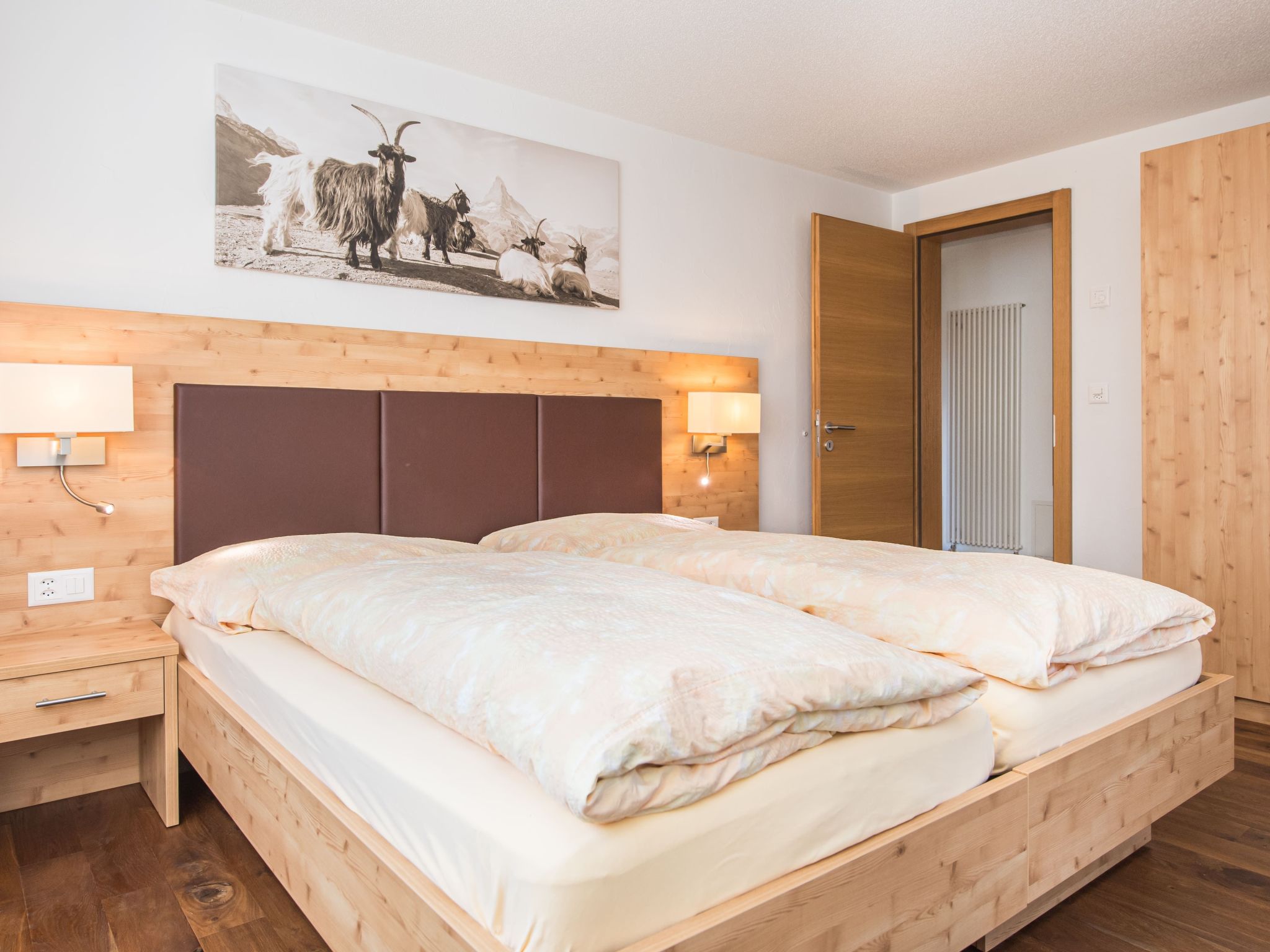Haus Felice, (Zermatt), 1333.00