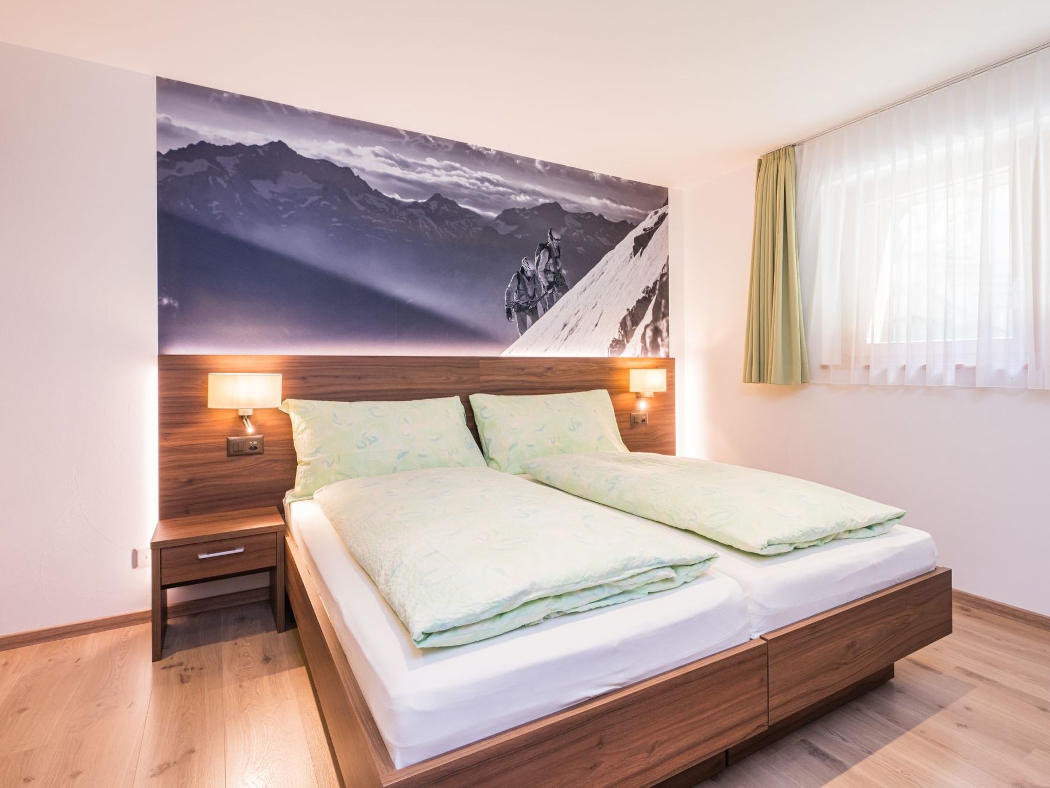 Casa Luna, (Zermatt), 1202.01