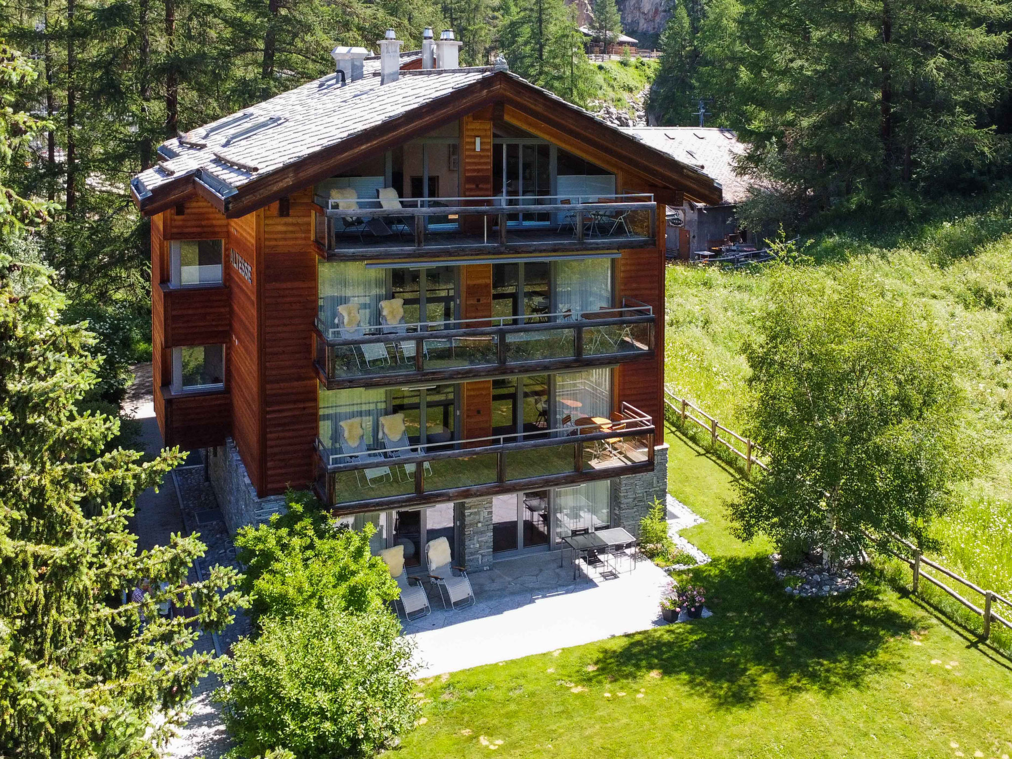 Photo of Chalet Altesse, (Zermatt), 1054.01