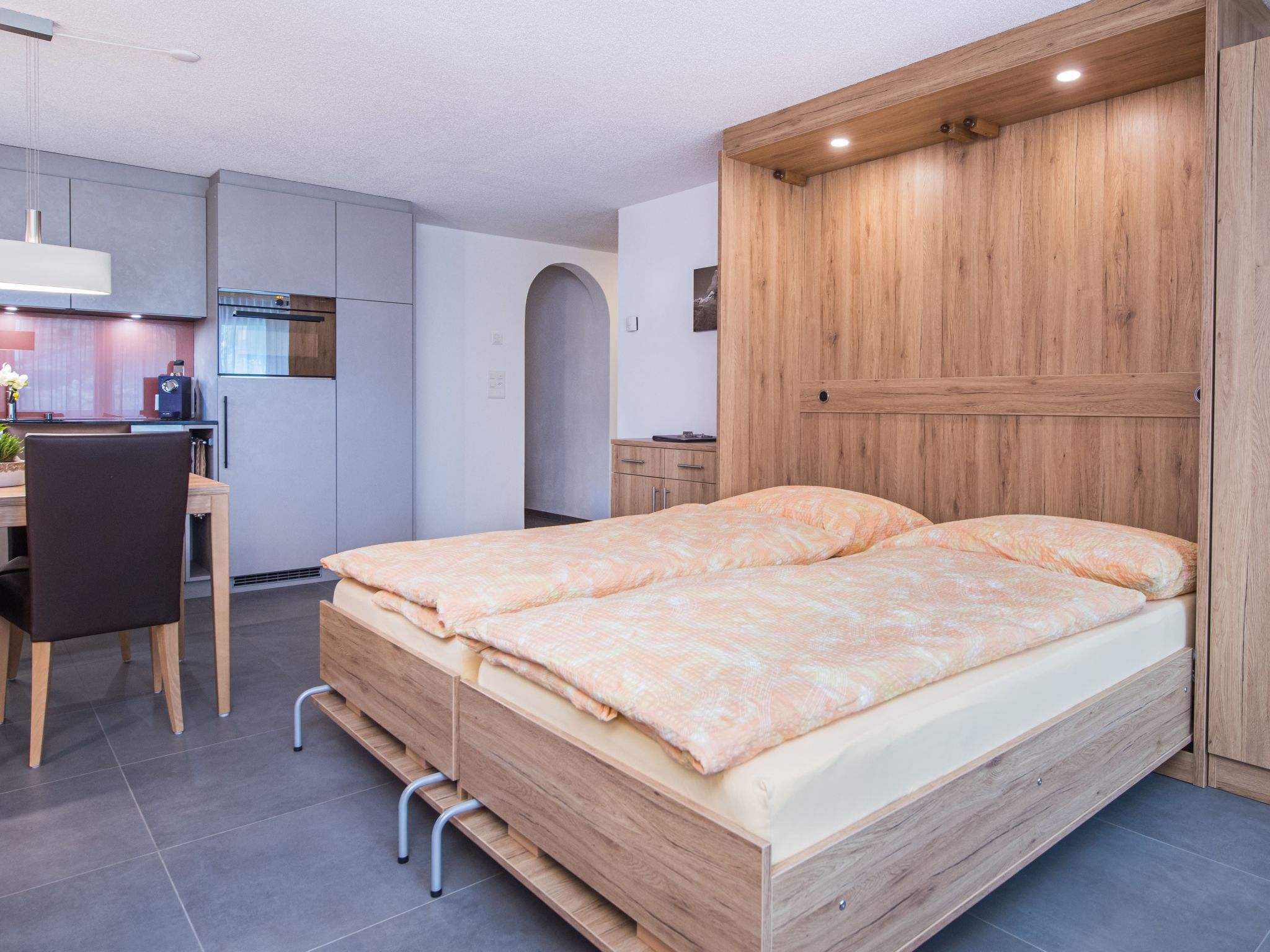 Haus Felice, (Zermatt), 1333.00