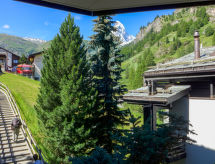 Knus appartement direct aan de skipiste in Zermatt - thumbnail 5
