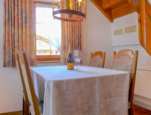 Chalet Pia: Knus vakantiehuis direct aan de skipiste bij Zermatt - thumbnail 5
