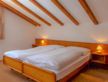 Chalet Pia: Knus vakantiehuis direct aan de skipiste bij Zermatt - thumbnail 3