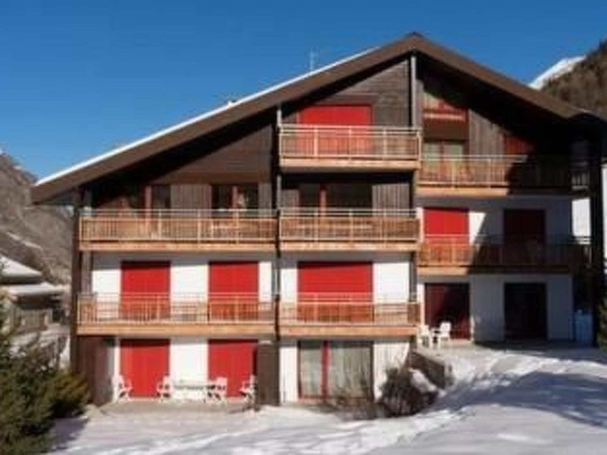 Photo of Duplex de charme im « Zermatter Chic »