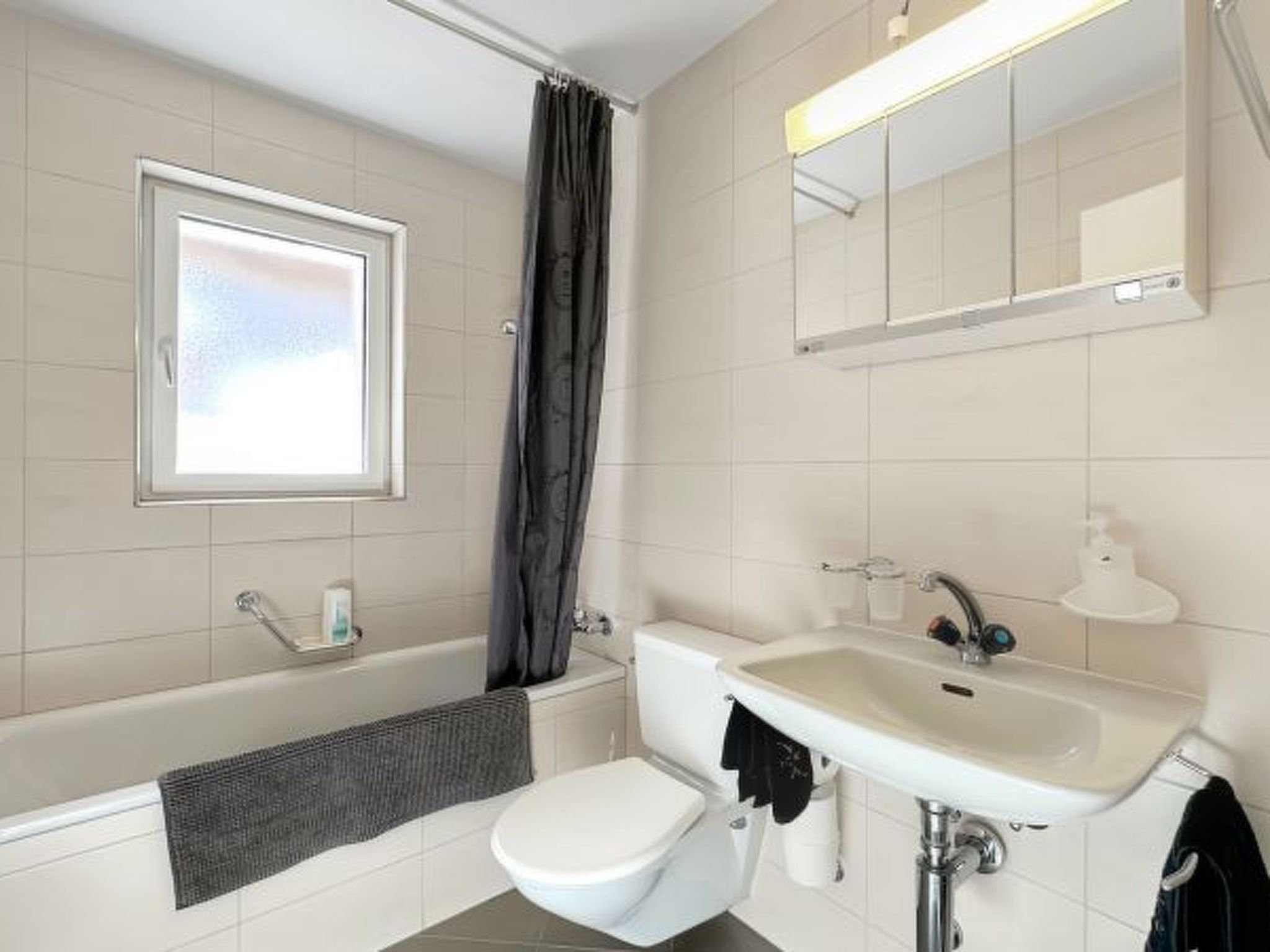 Photo of Eagle Apartement - Zermatt