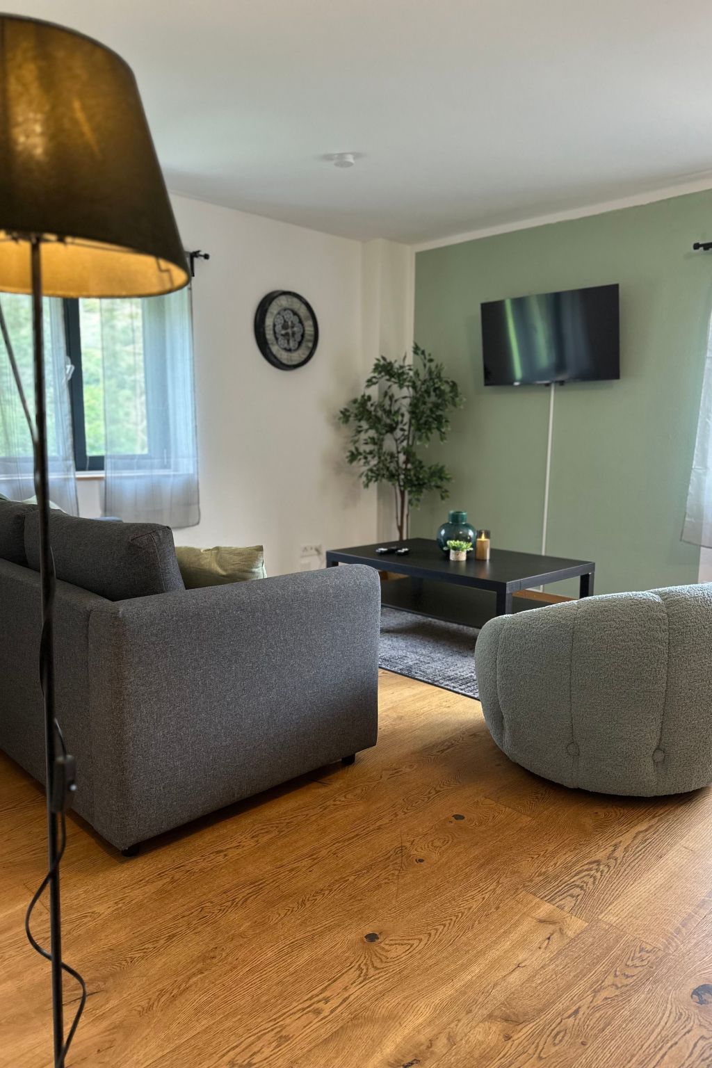 Work&Chill Wallis-Image-tags.info