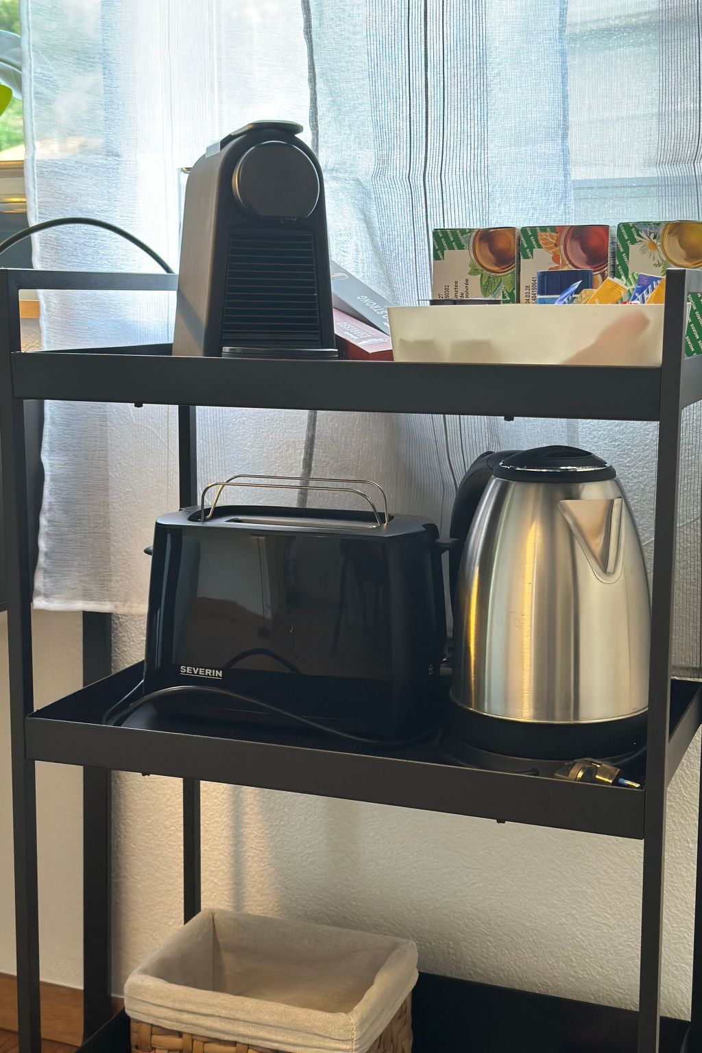 Work&Chill Wallis-Image-tags.info